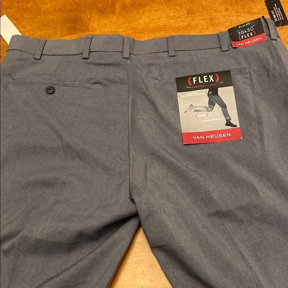 Van Heusen Men's Flex Gray Dress Pants